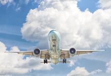 Companhias aéreas trocam rotas de negócios por destinos de sol nos EUA