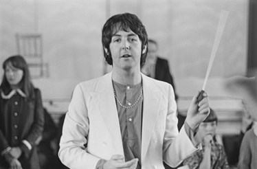A razão pela qual a nova autobiografia de Paul McCartney é uma raridade