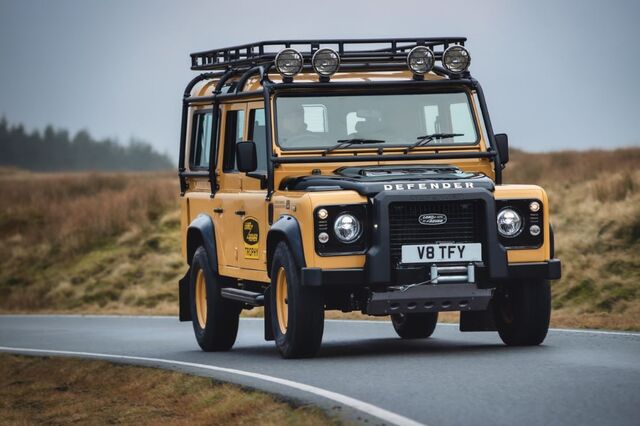 Land Rover Defender Works V8 Trophy