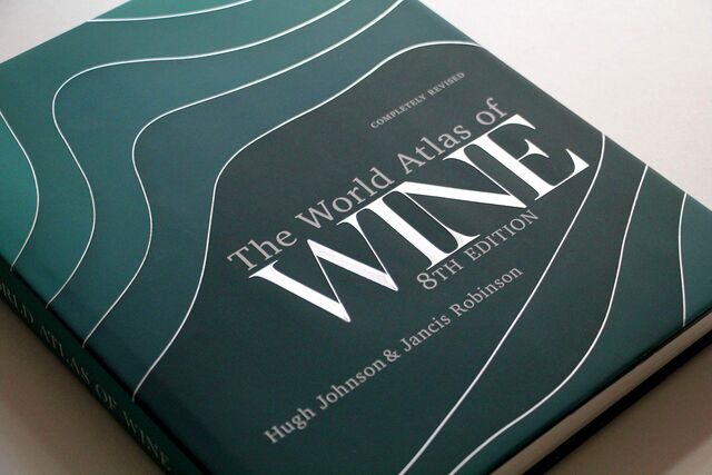 Livro "The World Atlas of Wine"