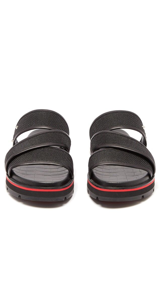 2021-02-12_13_40_21 13 Christian Louboutin1.jpg