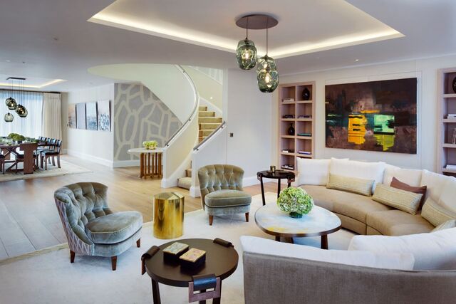 Uma proposta de sala da David Collins Studio, uma empresa de arquitetura de interiores sediada em Londres