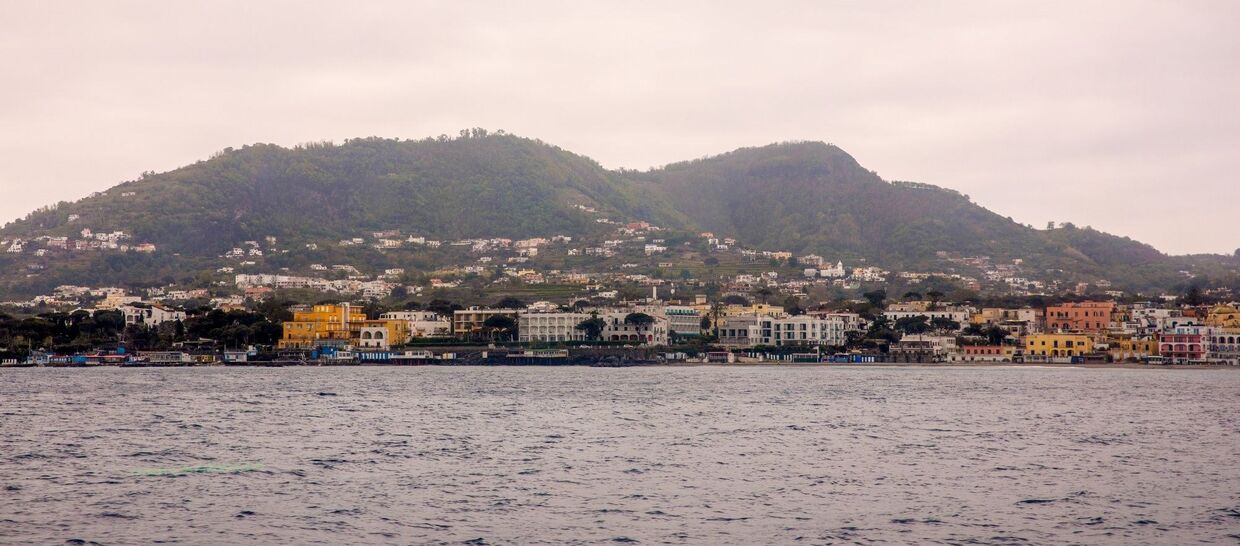 A ilha italiana de Ísquia