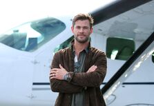Entrevista. Chris Hemsworth: adrenalina, surf e banhos de gelo