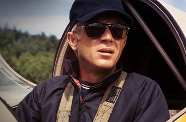 Quer parecer uma estrela de cinema? Use os icónicos óculos de sol de Steve McQueen