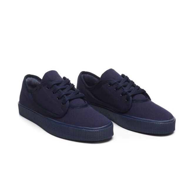 Sapatilhas, €97, Sanjo X La Paz