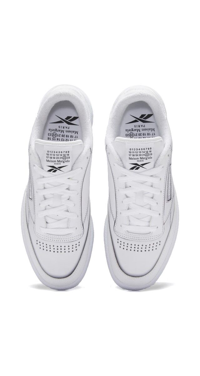 2021-04-23_10_46_32 2 Reebok.jpg