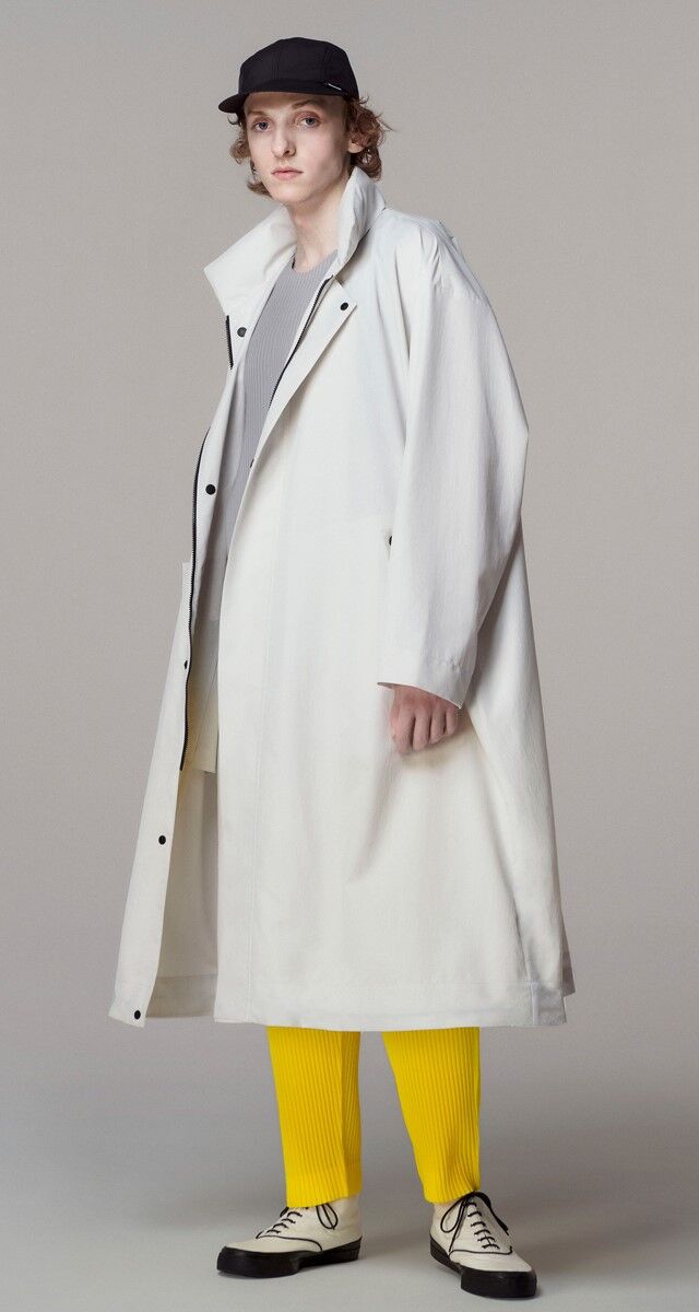 2021-04-23_11_01_39 16 Issey Miyake.jpg