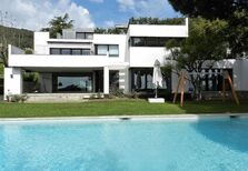 Guardiola compra casa de 10 milhões de euros no bairro da elite de Barcelona