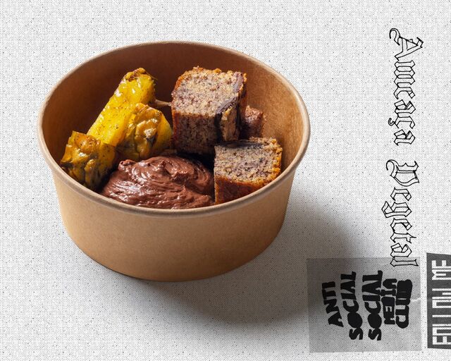 Sobremesa de chocolate da Ameaça Vegetal