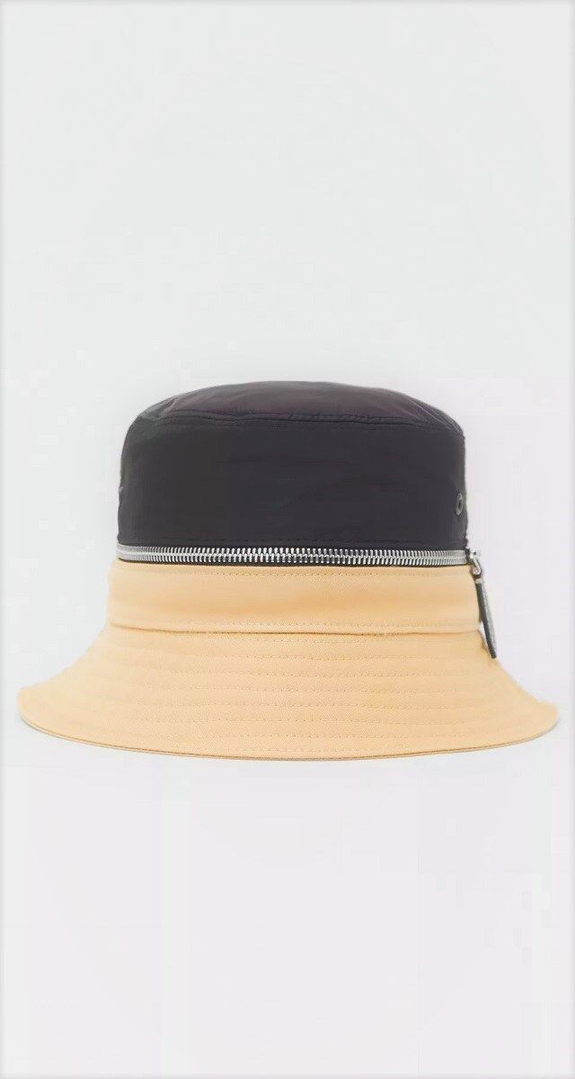 2021-05-13_16_55_03 6 Burberry.jpg