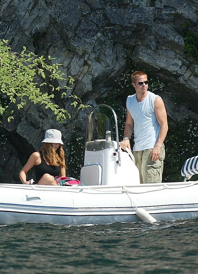 Brad Pitt e Jennifer Aniston em Itália, 2004