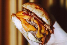 Burger Champ, o novo restaurante de hambúrgueres que traz um twist de Luanda