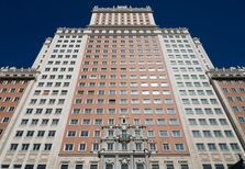 Quatro andares, 7 mil metros quadrados, provadores tecnológicos. Como será a maior Zara do mundo?