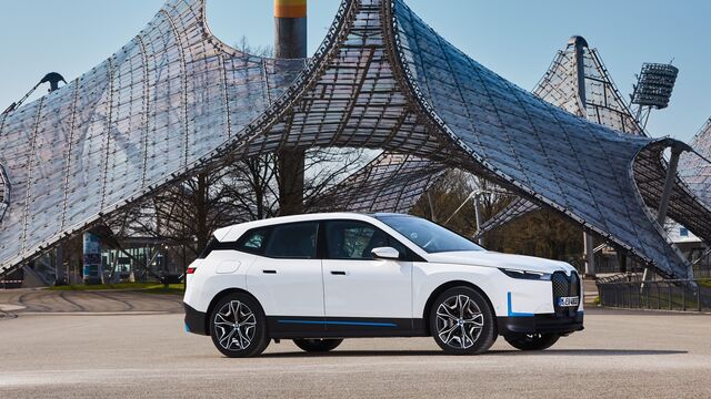 O modelo BMW iX