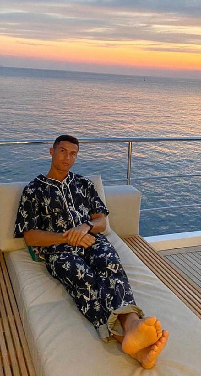 O capitão da nossa seleção, Cristiano Ronaldo, tem aprimorado o seu estilo, seja em momentos descontraídos ou mais formais.