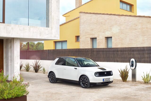 Honda e, 136 cv, autonomia 222 km, preço desde €36 360