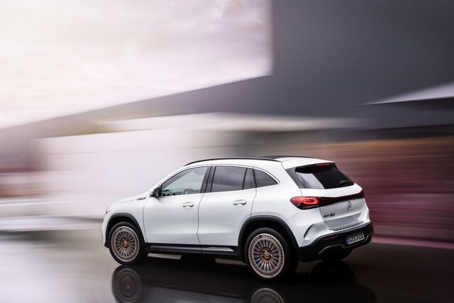 Mercedes-EQ EQA, 190 cv, autonomia 426 km, preço desde €53 750
