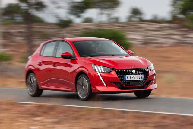 Peugeot e-208, 136 cv, autonomia 340 km, preço desde €28 420
