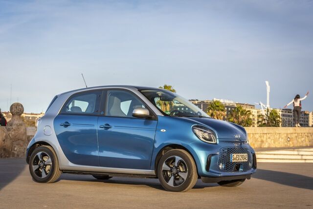 smart EQ forfour, 80 cv, autonomia 140 a 153 km, preço desde €23 745