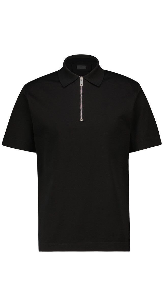 Polo em algodão, € 490, Givenchy.