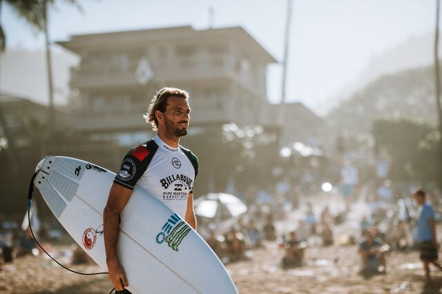 Frederico Morais, surfista português