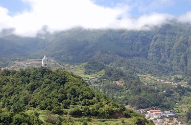 Passeios de iate e massagens com vinho? Esta é a Madeira em versão de luxo
