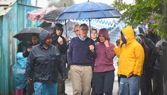 Bill e Melinda Gates em Khayelitsha, África do Sul (2019).