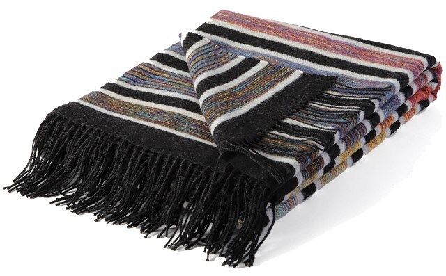 Manta Amadeus em lã, €360, Missoni Home
