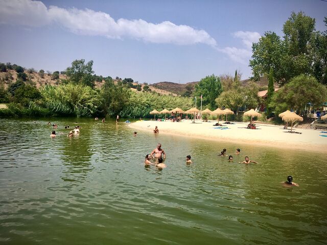 Praia fluvial de Pego Fundo, Faro.