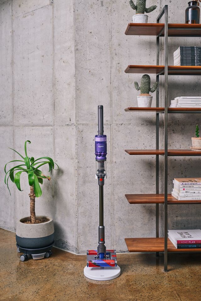 Aspirador Dyson Omni-glide™, €399.