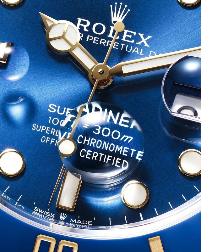 Relógio à prova de água 'Submariner Date', da Rolex.