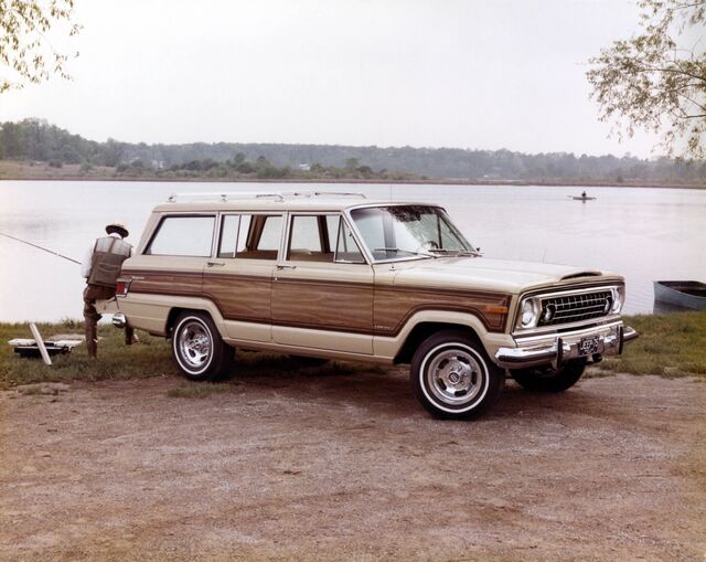 Jeep Wagoneer (1975).