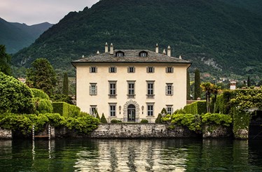 Airbnb disponibiliza villa onde foi filmado 'House of Gucci'