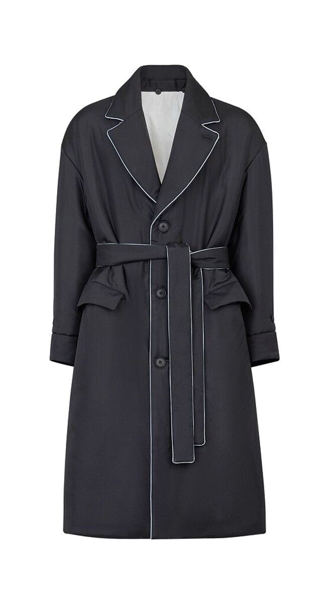 Casaco em seda acolchoada, €2400, Fendi