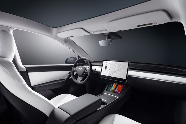 Interior do Model Y, Tesla
