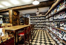 Garrafeira Imperial, uma sociedade secreta de vinhos