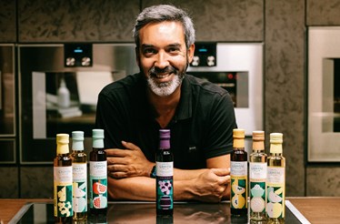 Bacalhau confitado e pêra bêbeda. Duas receitas à volta do vinagre, por Henrique Sá Pessoa