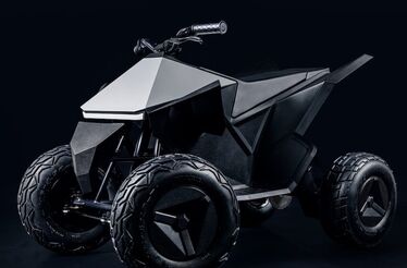 Mota Cyberquad, Tesla