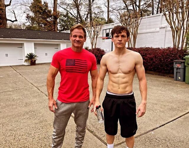 Duffy Gaver e Tom Holland