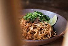 SOI, o restaurante que recria street food com sabores asiáticos
