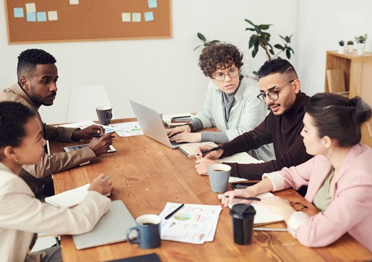 Os 12 empregos mais procurados em 2022, segundo o LinkedIn