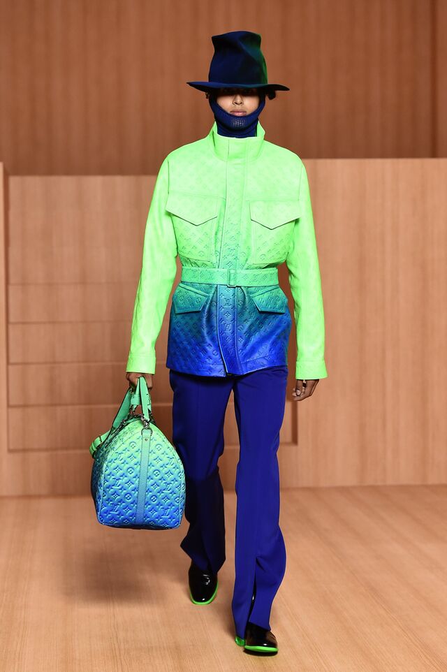 Desfile primavera/verão 2022 de Louis Vuitton na Paris Fashion Week