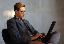 Quanto tempo de exercício é preciso fazer para compensar um dia no escritório?