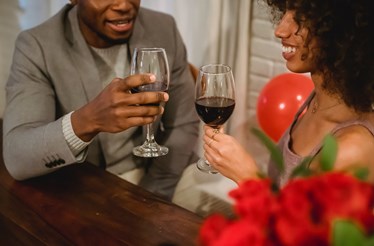 Vinhos para celebrar namoros e ligações fortes