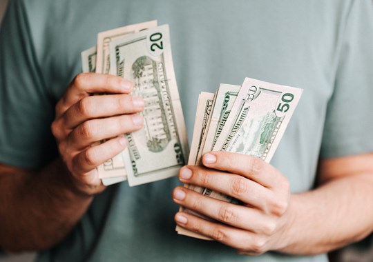 Três hábitos que o estão a impedir de fazer dinheiro