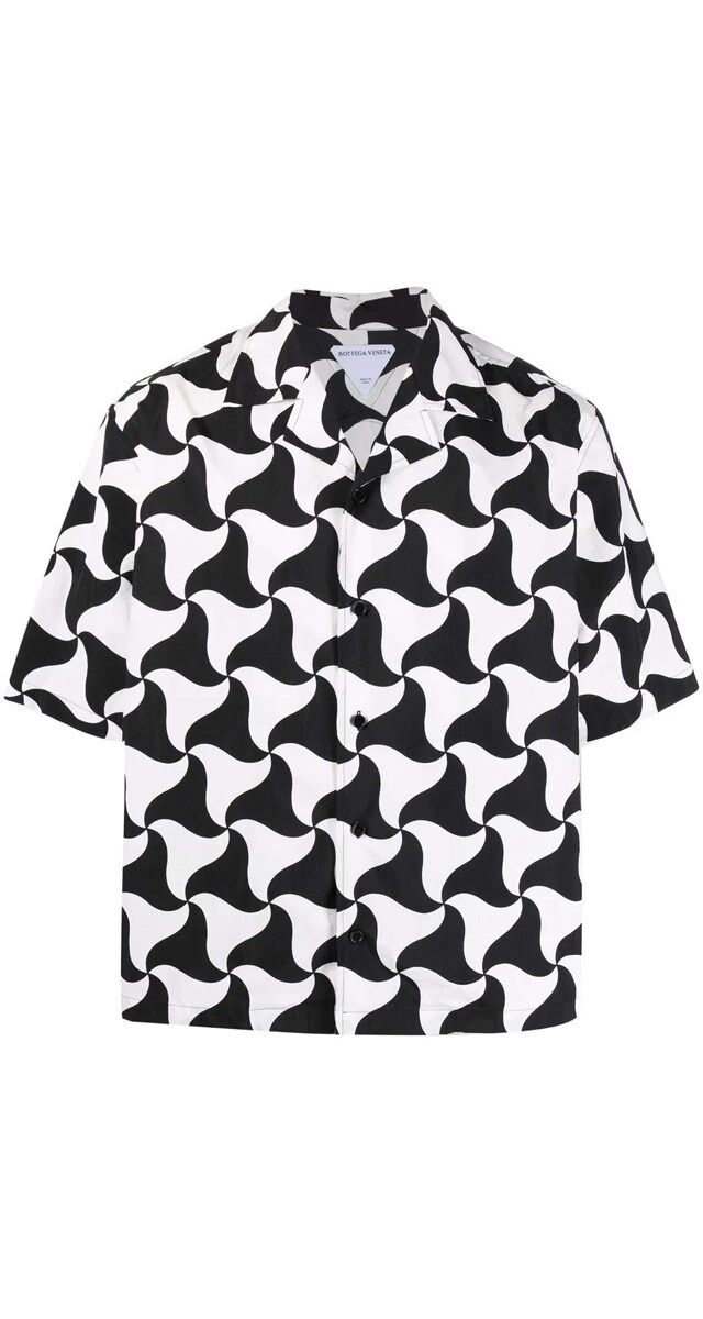 Camisa em algodão estampado, € 750, Bottega Veneta na Stivali