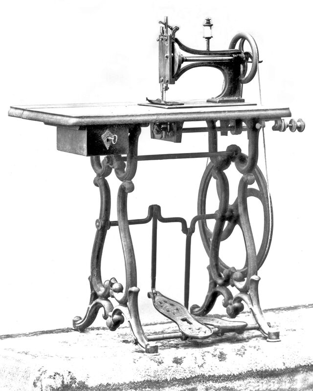 Máquina de costura Opel