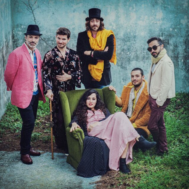 Sílvia Pérez Cruz e Farsa Circus Band