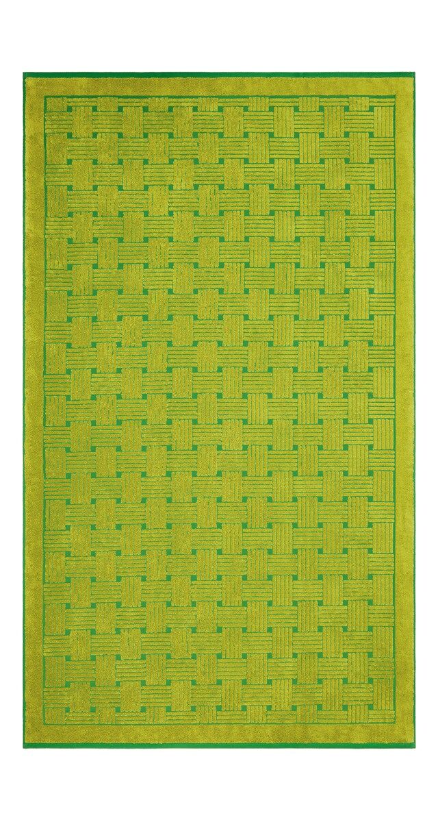 Toalha de praia em algodão, € 350, Bottega Veneta